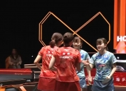 开云体育官网-网球女双半决赛：日本选手逆转晋级