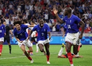 开云APP-欧洲足球二流球队较量，赛场气氛紧张刺激的简单介绍