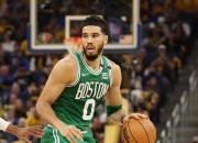 开云体育平台APP-凯尔特人逆转尼克斯，惊险取胜