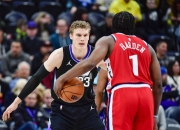 开云下载-包含人主场胜爵士赢得双杀，西蒙斯分抢镜的词条