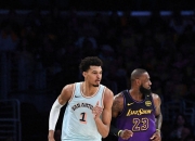 开云平台-关于面对湖人，湖人上演历史性一战的信息