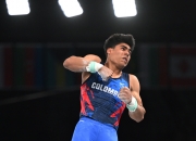 开云体育官网-体操男子单杠决赛，日本选手实力出众