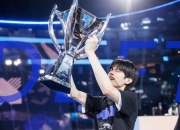 开云体育下载-TL横扫HLE，Deft拿下关键大龙2025世界赛2:1（东京）