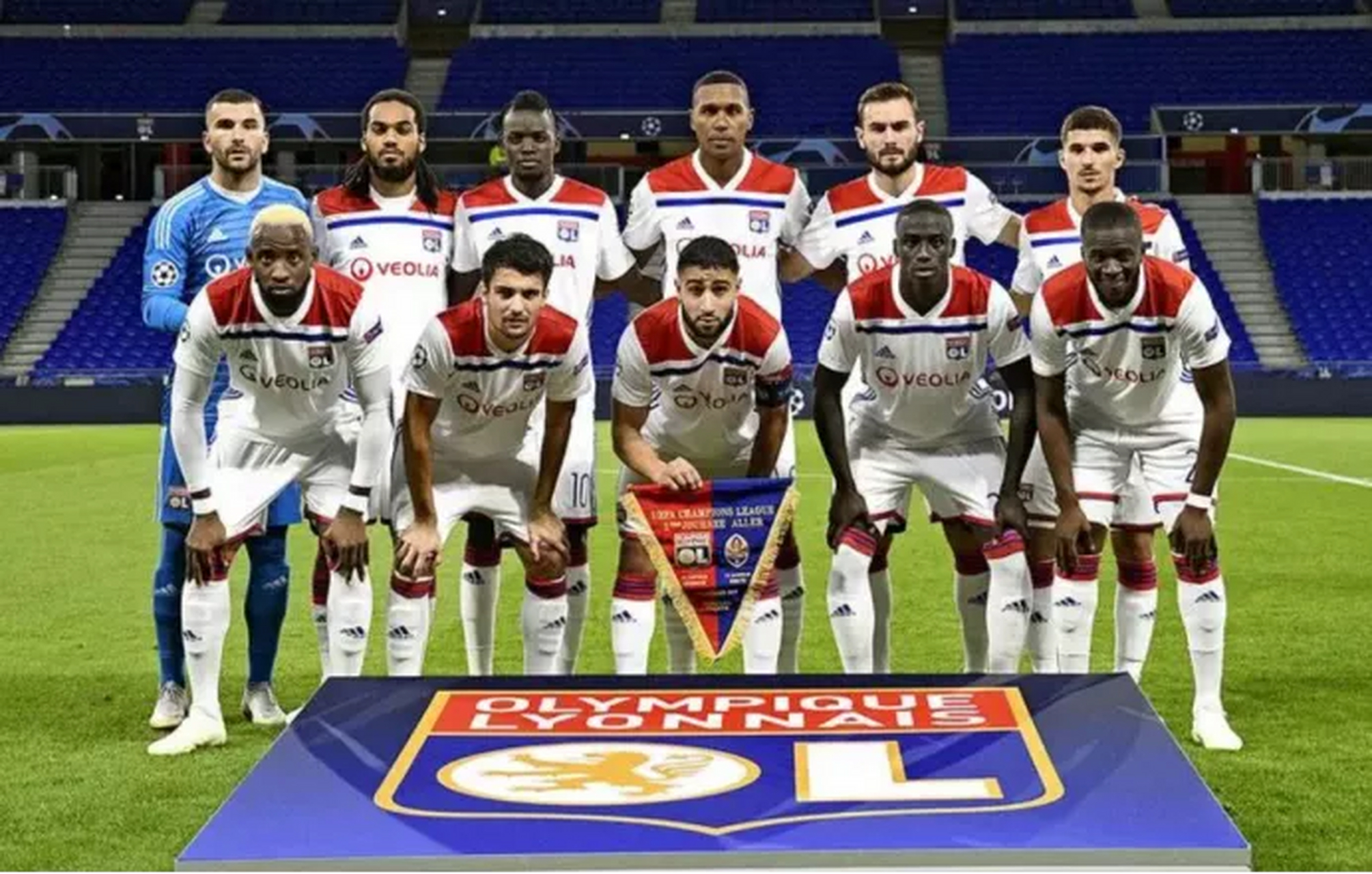 圣埃蒂安客场战胜里昂，提升排名