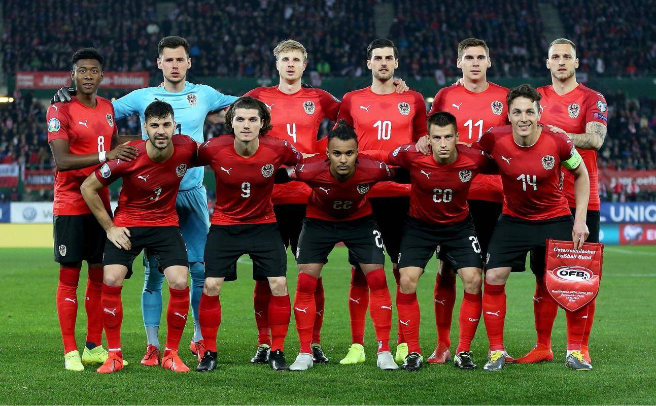 包含斯洛伐克队一鼓作气，成功晋级欧国联淘汰赛的词条