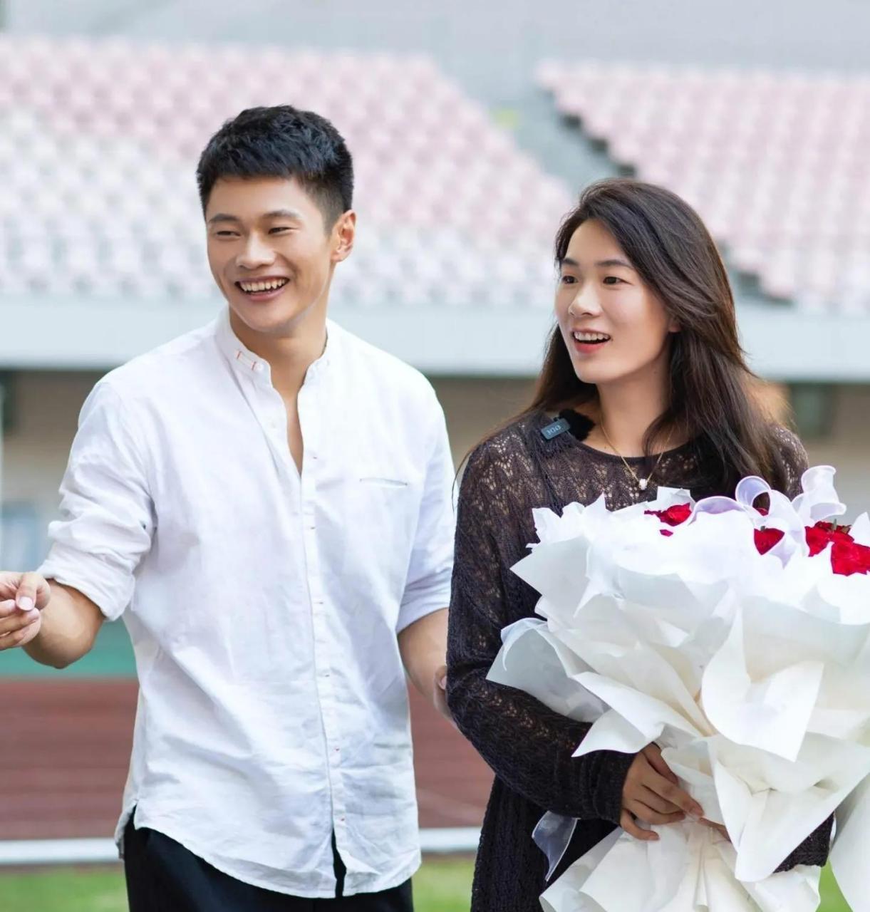 格局打开运动员夺冠后当场求婚全网嗑疯的简单介绍 格局打开运动员夺冠后当场求婚全网嗑疯的简单介绍