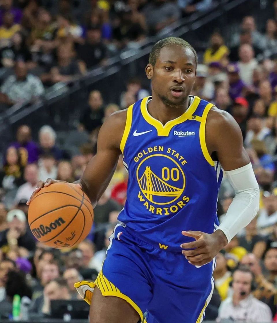 关于勇士新秀表现出色或将成为球队未来核心的信息