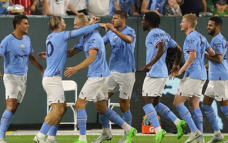 曼城客场不敌对手，球队主帅调整战术改进战绩