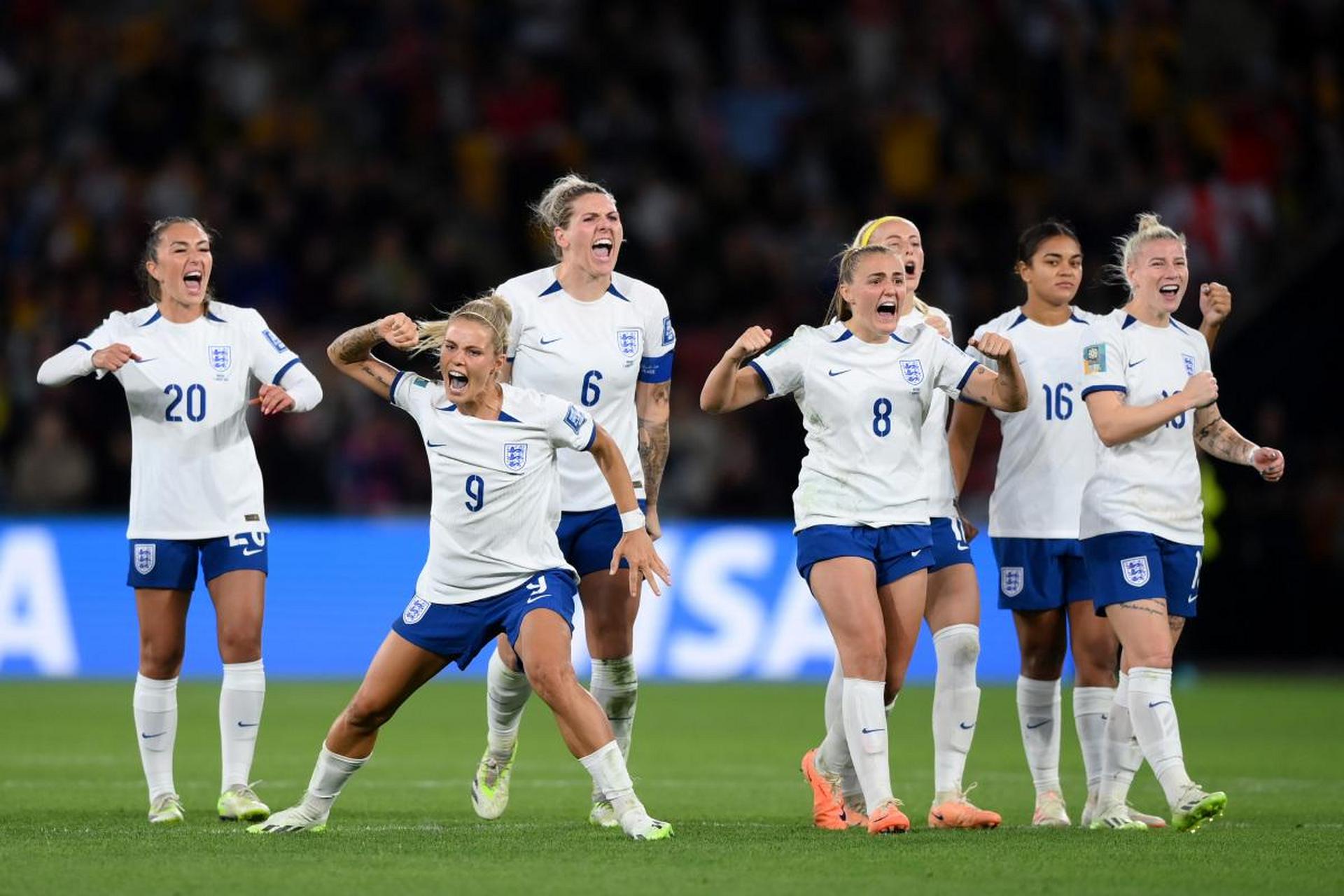 包含挪威女足随波逐流，再战瑞典晋级机会渺茫的词条