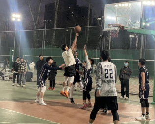 黑马崛起!一场激烈比拼即将上演 黑马崛起!一场激烈比拼即将上演