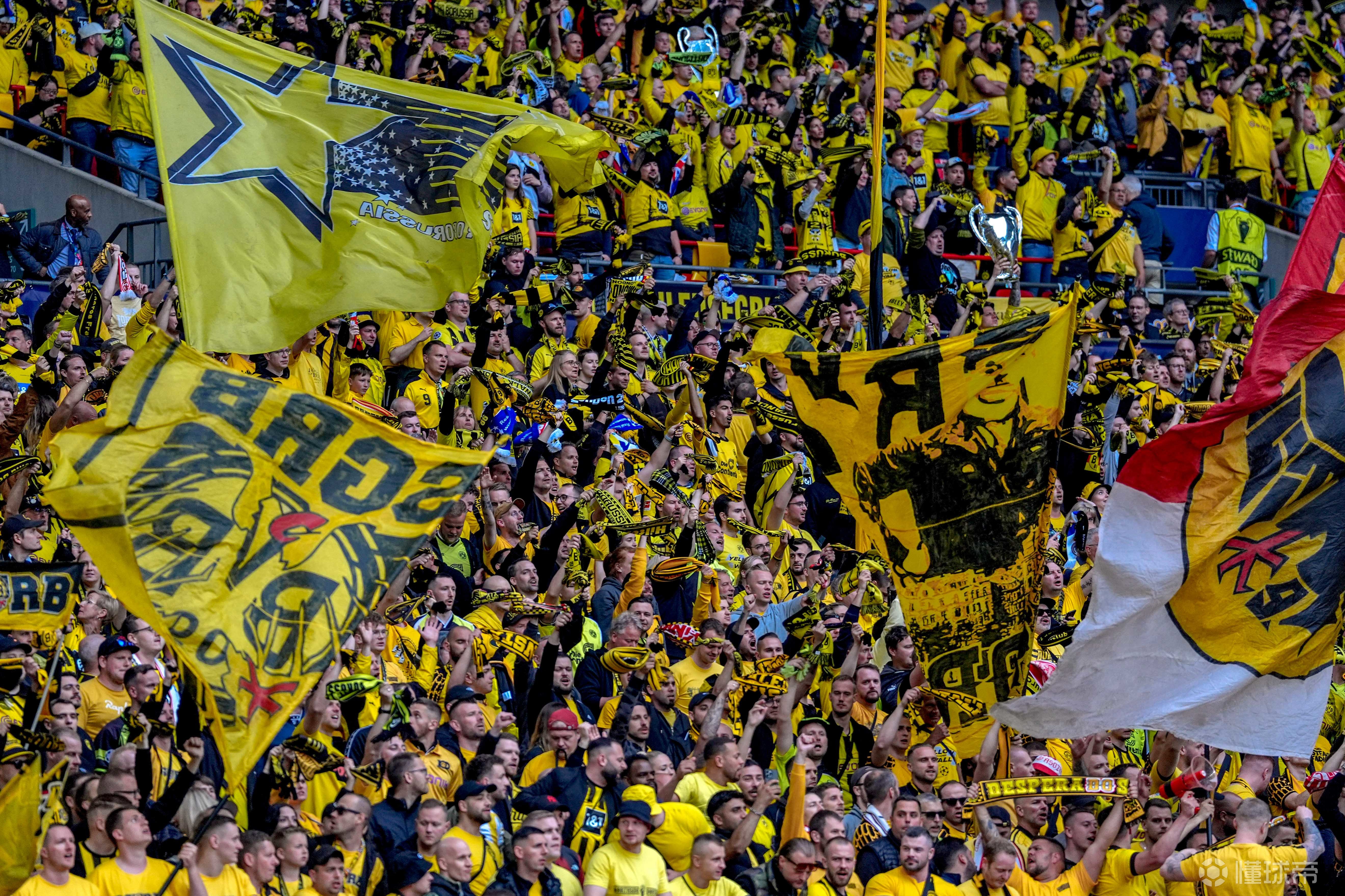 包含多特蒙德持续领先积分榜,表现抢眼的词条 包含多特蒙德持续领先积分榜,表现抢眼的词条