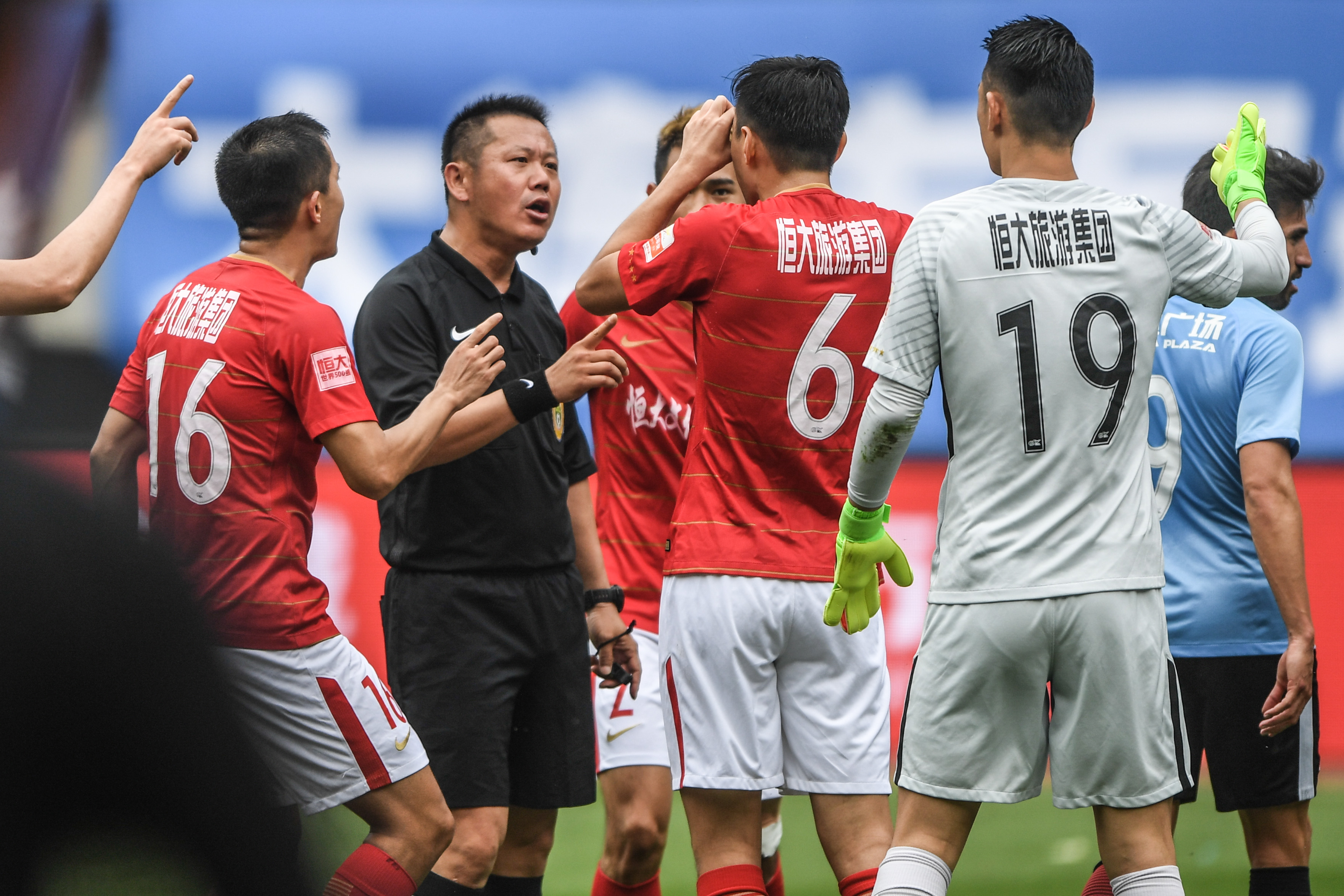 包含大连一方对阵河南建业,期待全取三分的词条 包含大连一方对阵河南建业,期待全取三分的词条