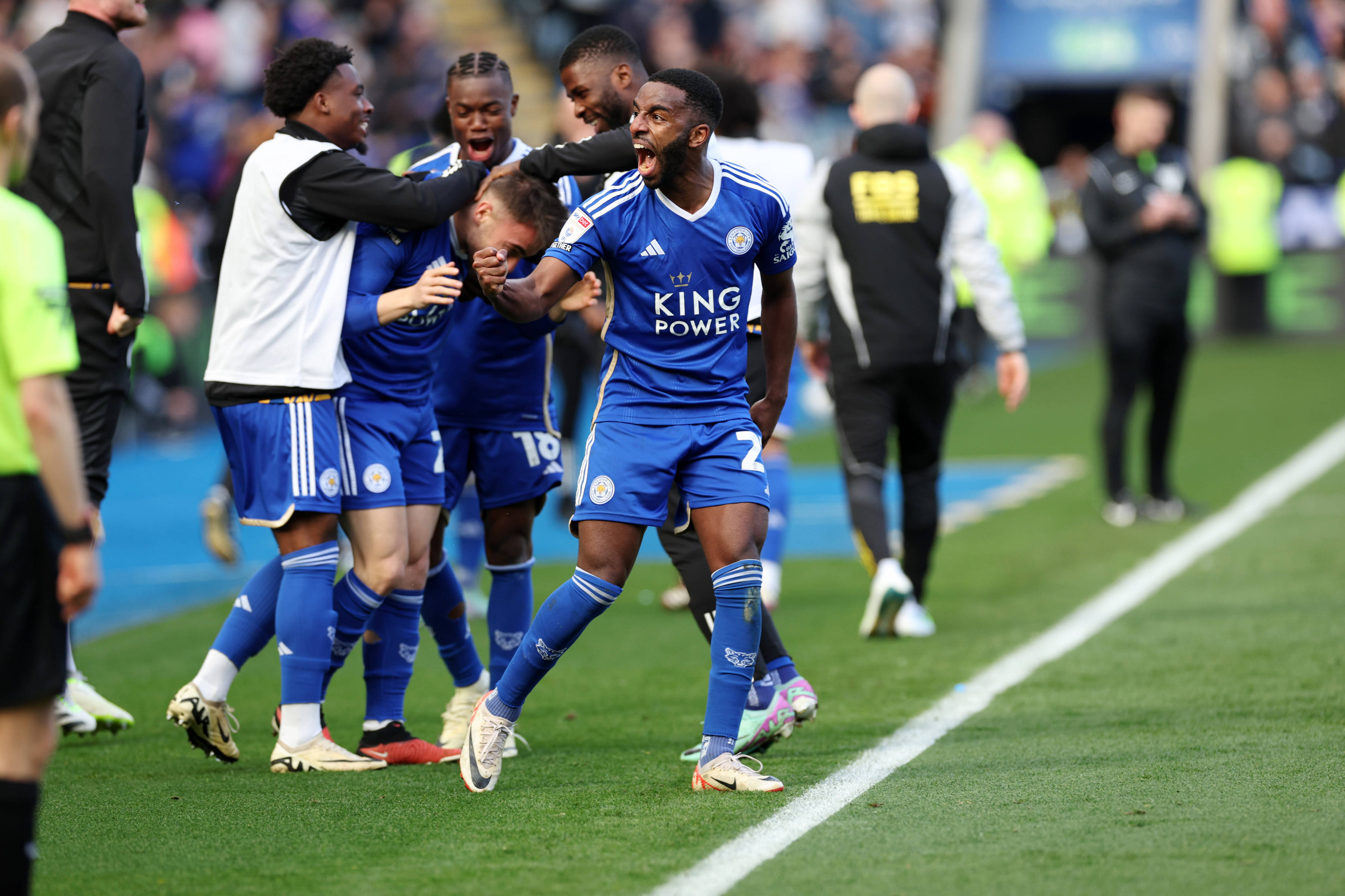 包含伯明翰城不敌对手,球队近况不佳引发球迷担忧!的词条 包含伯明翰城不敌对手,球队近况不佳引发球迷担忧!的词条