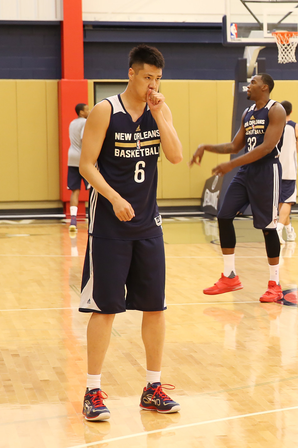 澳大利亚队夺冠，举办庆功宴