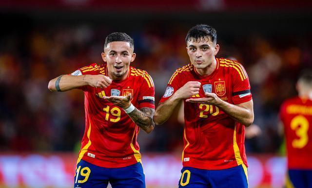 关于欧冠预选赛：各路强队争夺殊荣，角逐惊心动魄的信息