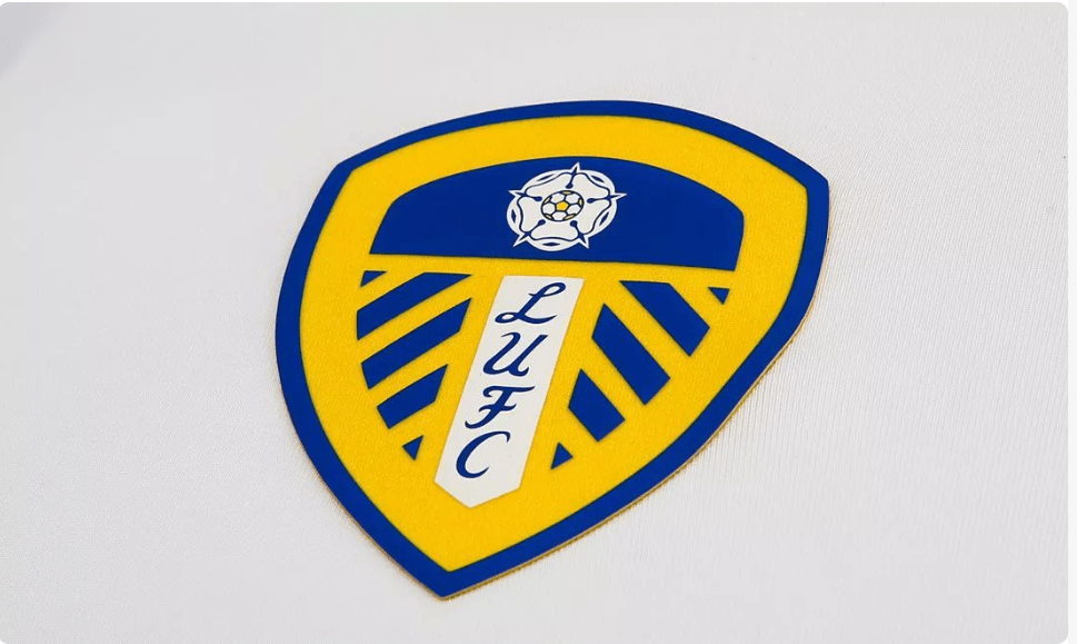 包含雷焦艾米利亚球队组织球迷见面会,密切联系俱乐部与支持者的词条 包含雷焦艾米利亚球队组织球迷见面会,密切联系俱乐部与支持者的词条