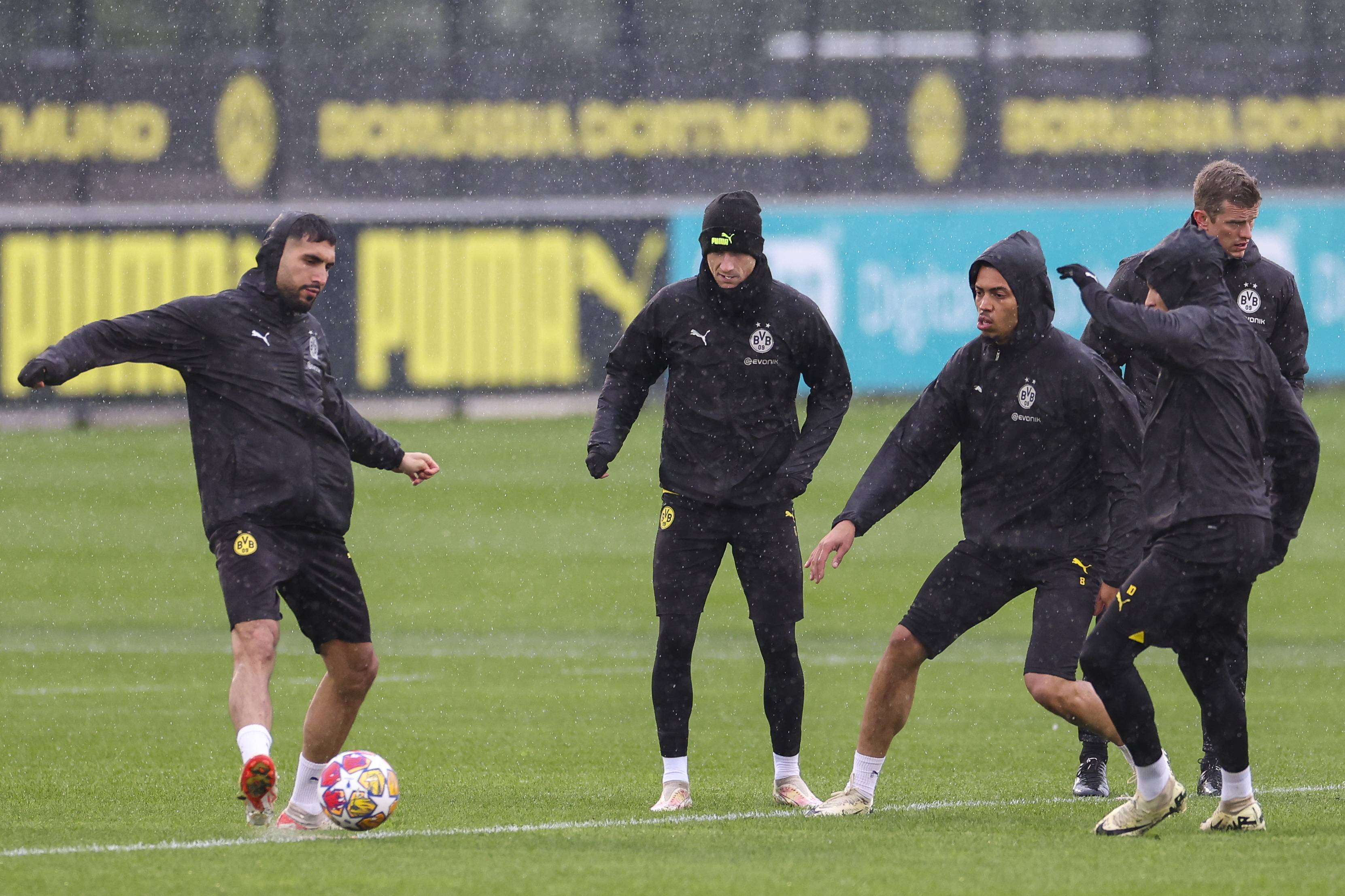 多特蒙德队员状态回升,备战重要比赛 多特蒙德队员状态回升,备战重要比赛