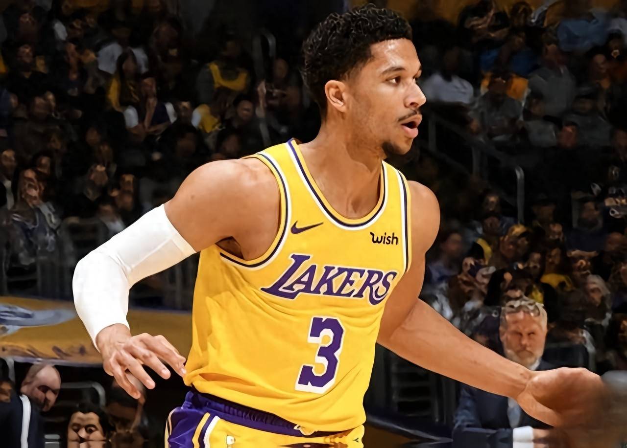 包含尼克斯队士气低迷，球员状态持续下滑的词条