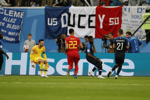 包含签约决赛：西班牙抓住法国致胜机遇的词条