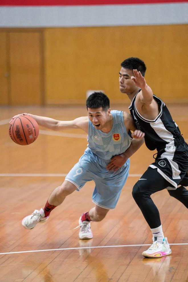 包含日本篮球职业联赛总决赛精彩终结，冠军诞生的词条