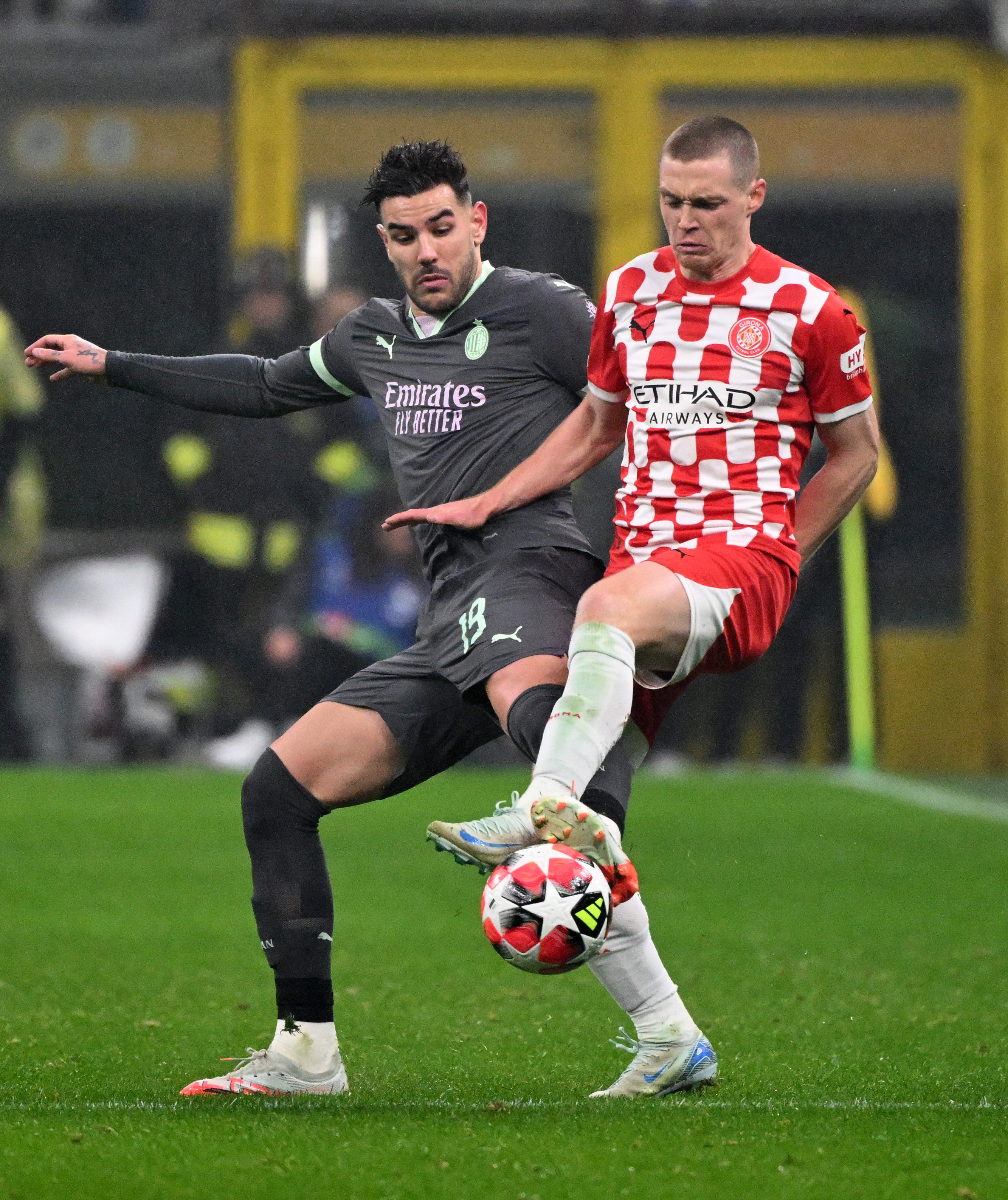 赫罗纳客场大胜，保持不败纪录