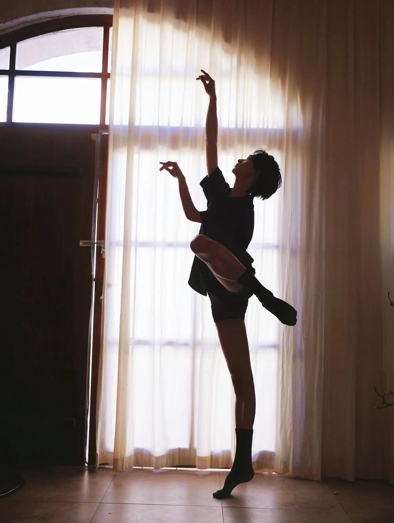 经过千锤百炼，冠军悄然出现