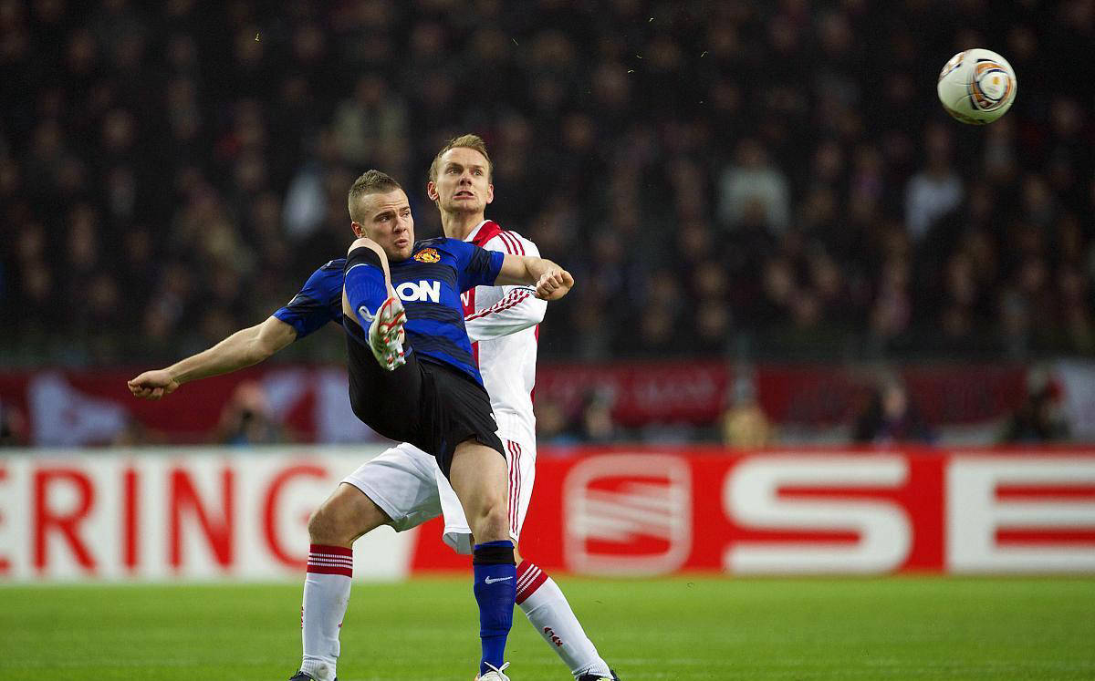 阿贾克斯再胜一仗,跻身前列的简单介绍 阿贾克斯再胜一仗,跻身前列的简单介绍