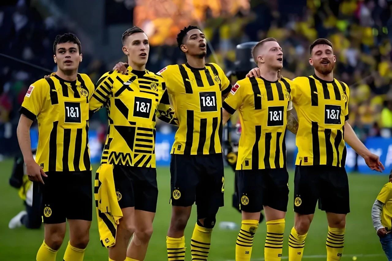 关于多特蒙德欲复苏排名反击逆转彰显团队韧性的信息