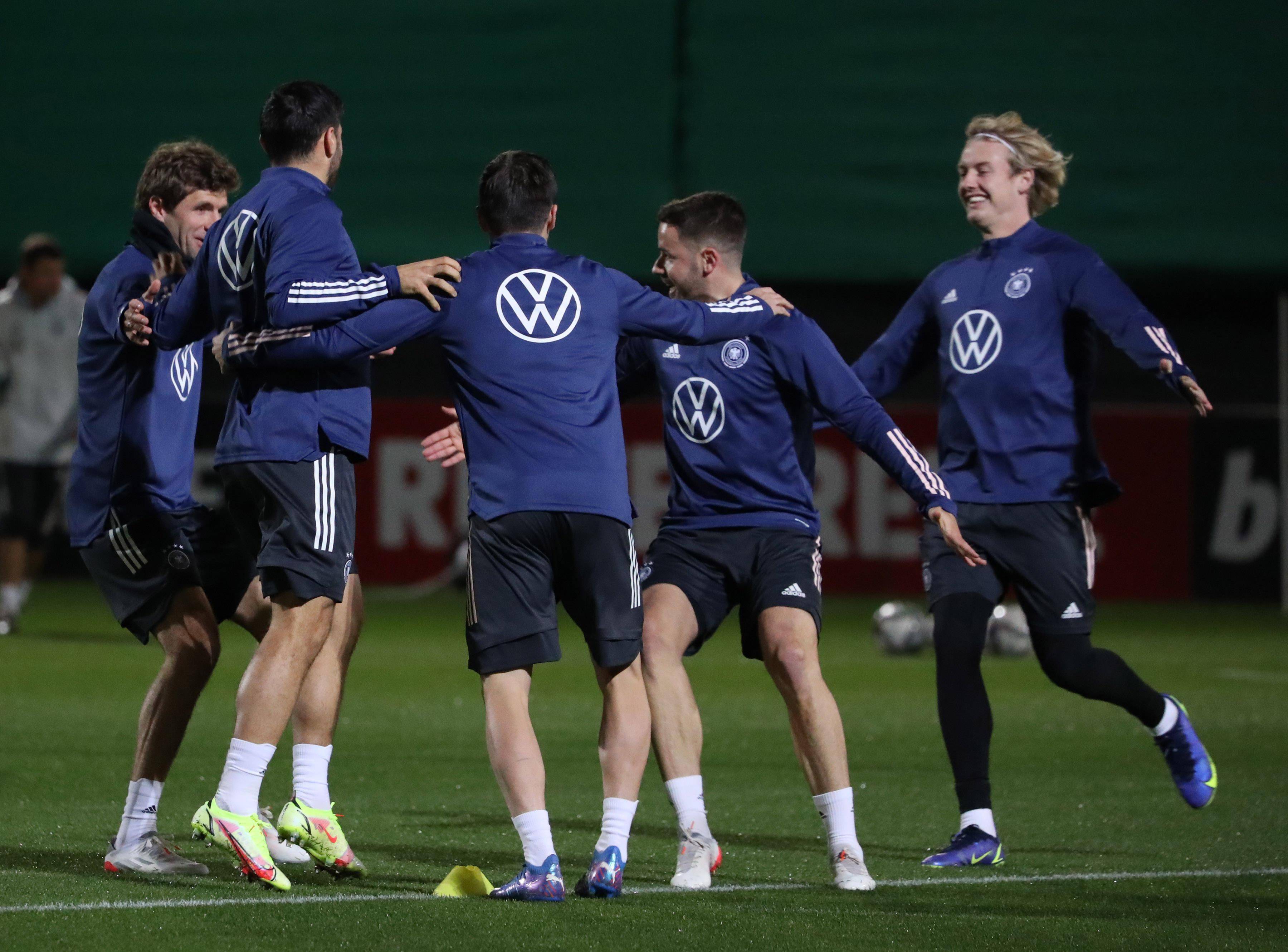 德国国家足球队在预选赛中崭露头角 德国国家足球队在预选赛中崭露头角