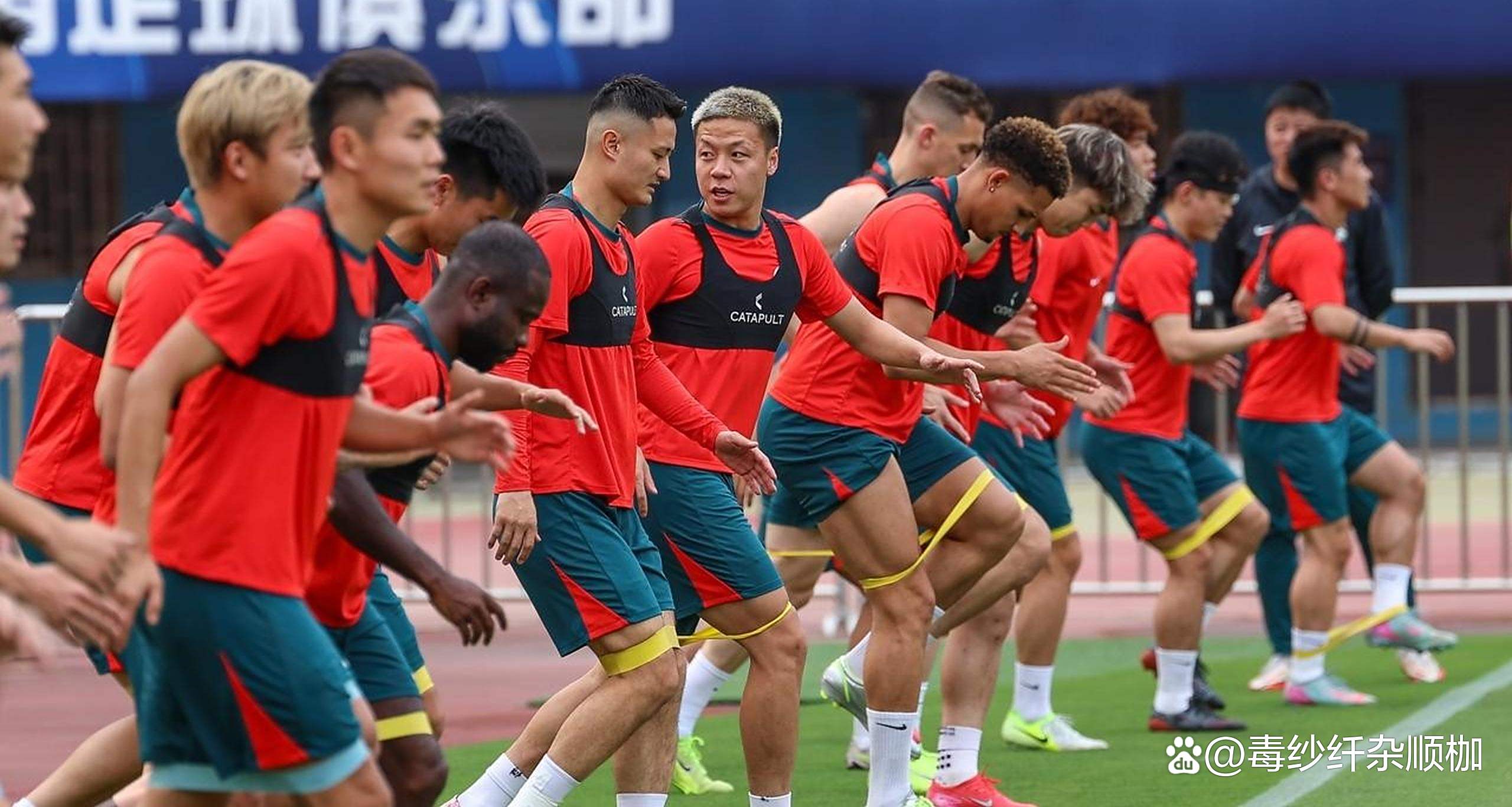 河南队全队战力不减,成功阻击对手 河南队全队战力不减,成功阻击对手