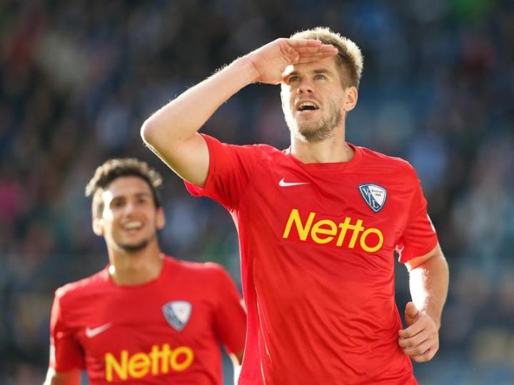 包含波鸿展现顽强斗志,夺得胜利的词条 包含波鸿展现顽强斗志,夺得胜利的词条