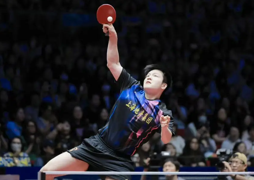 包含英国乒乓球队险胜日本乒乓球队，波尔爆发神勇的词条