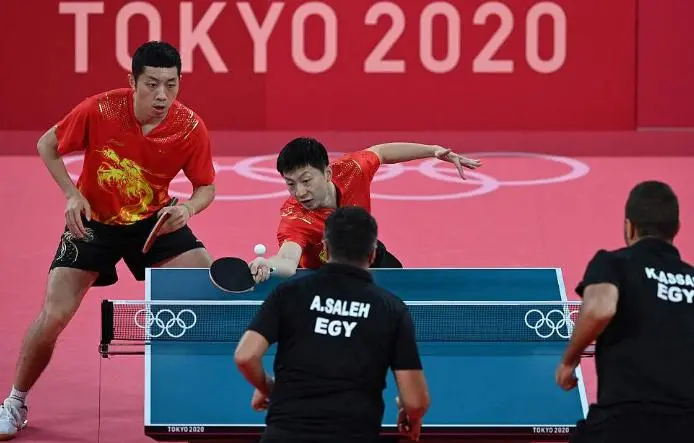 英格兰队碾压德国队，许昕惊艳四座