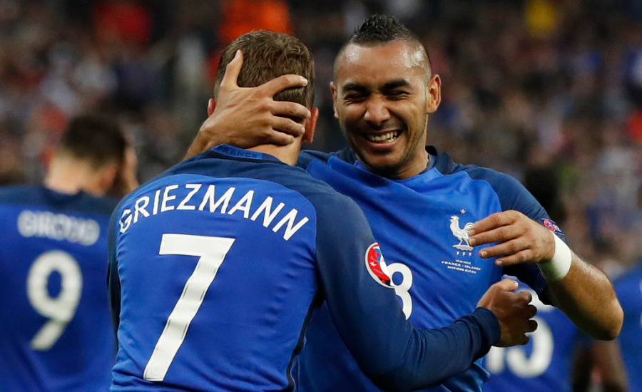 法国队鏖战印度队，黄鸭组合扛起全队