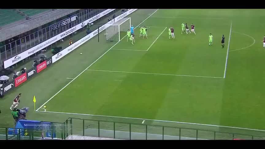 AC米兰逆转奥地利，戈麦斯高光表现